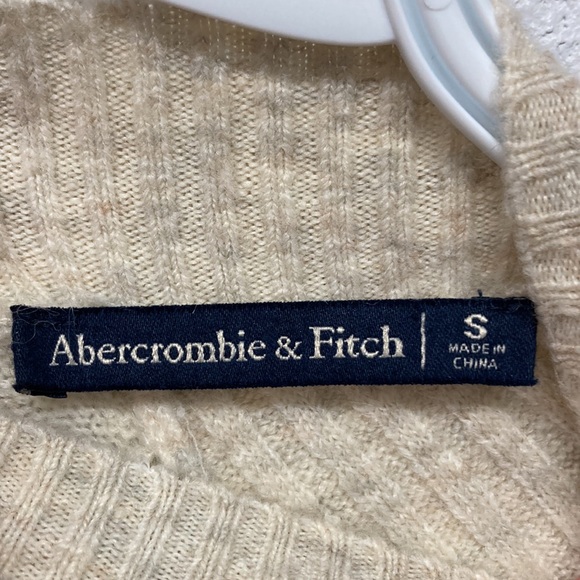 Abercrombie Ribbed Button Back Sweater Dress Cream Size Small - Picture 3 of 7